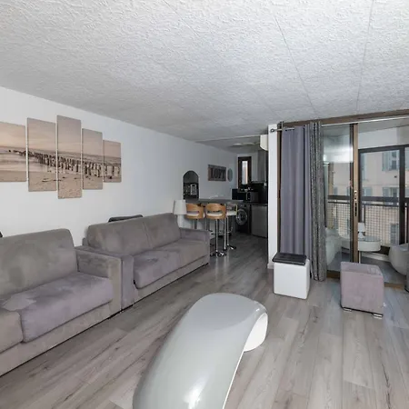 Dolce & , Center 2 Min Апартаменты