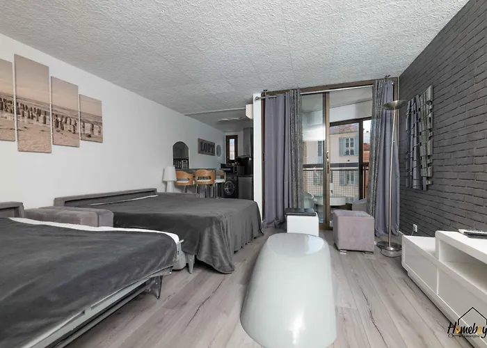 Dolce & , Center 2 Min